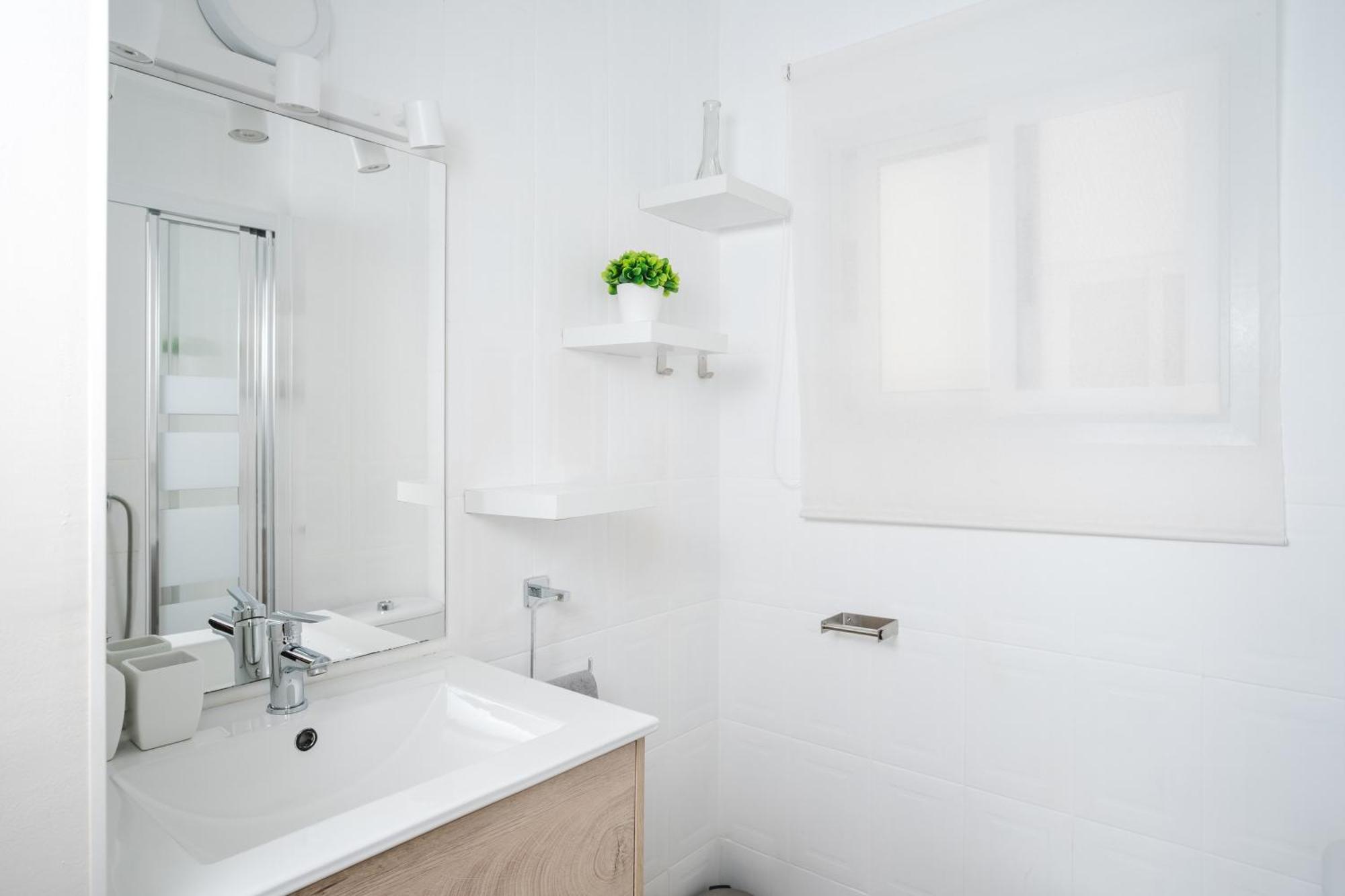 Acogedor Piso Con Balcon Daire Sevilla Dış mekan fotoğraf